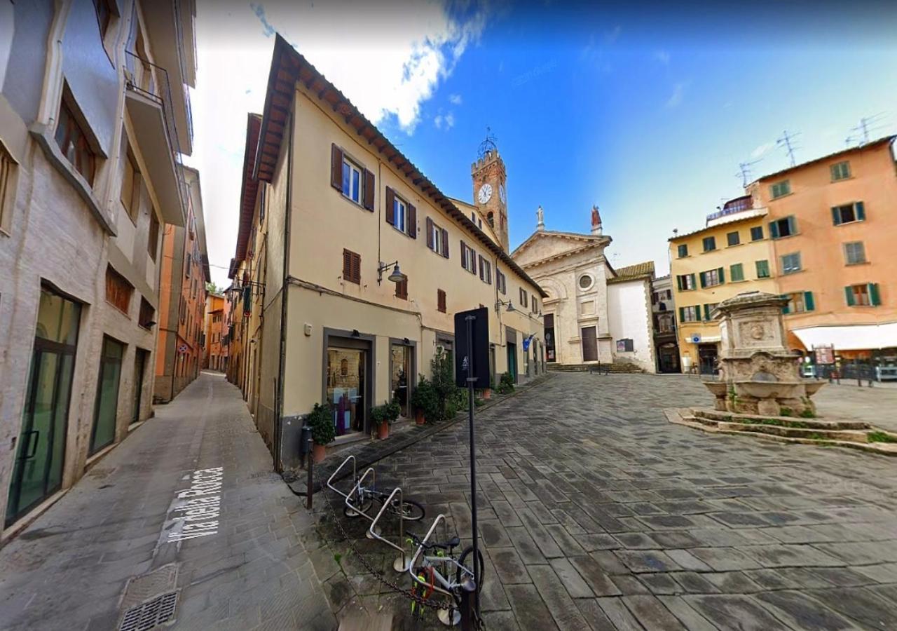 Casa Via Della Rocca Luna Poggibonsi Exterior foto